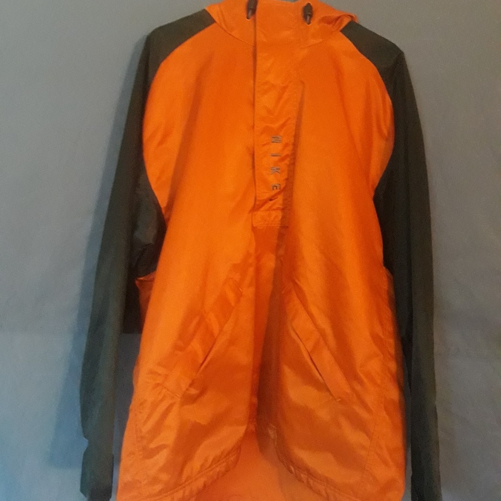 Nike windbreaker